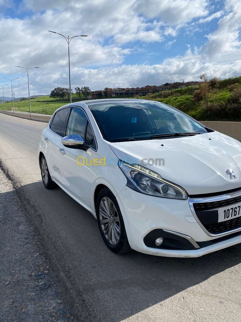 Peugeot 208 2019 Allure Facelift