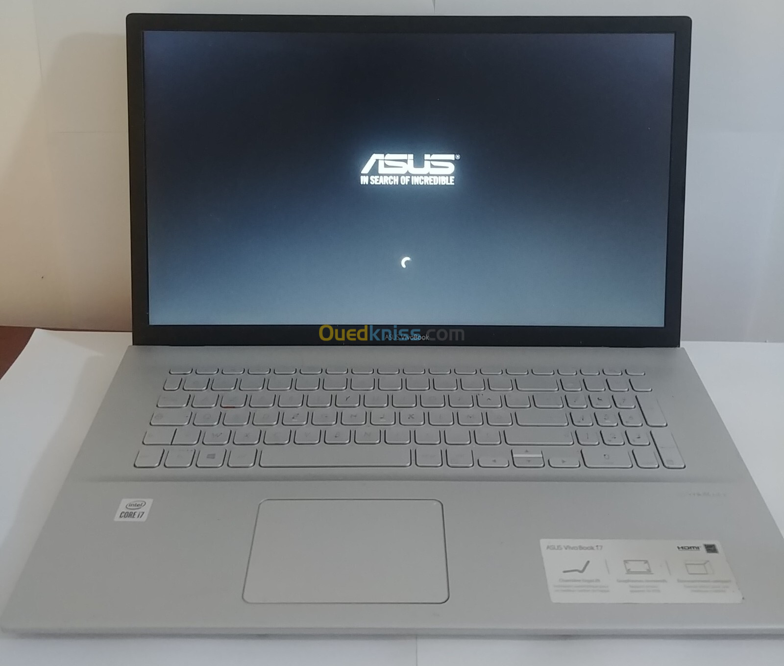 Pc portable Asus VivoBook X712JA i7-1065G7 / 512 SSD