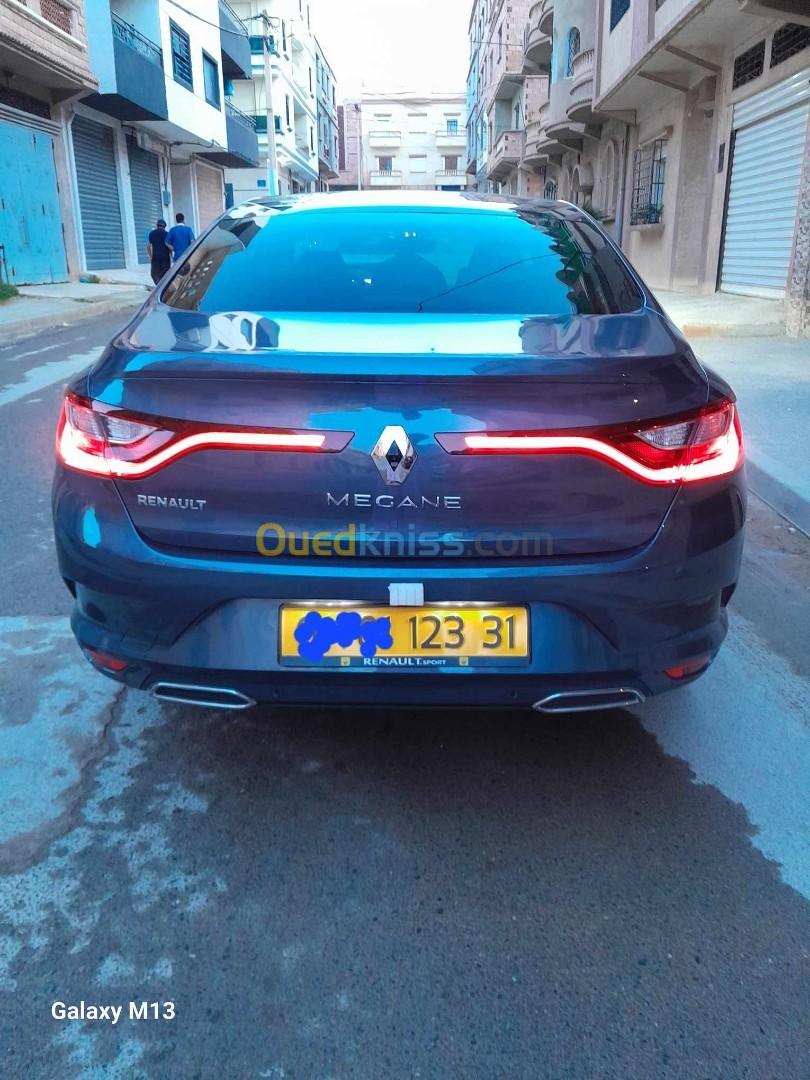 Renault Megane 2023 Intense full option