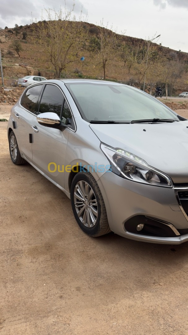 Peugeot 208 2019 Allure Facelift