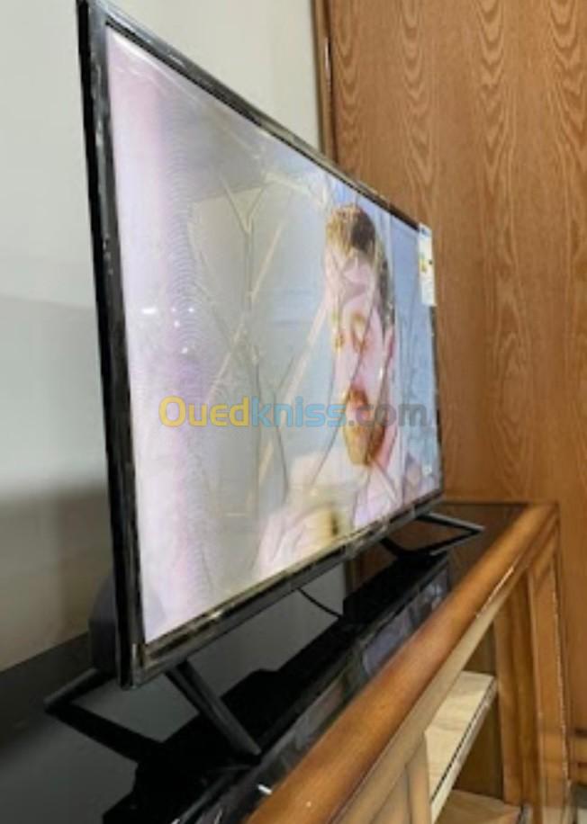 TELESTAR 32''