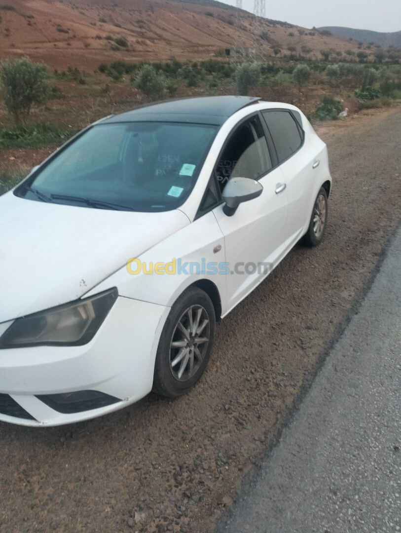 Seat Ibiza 2013 Fully +Toit ouvrant