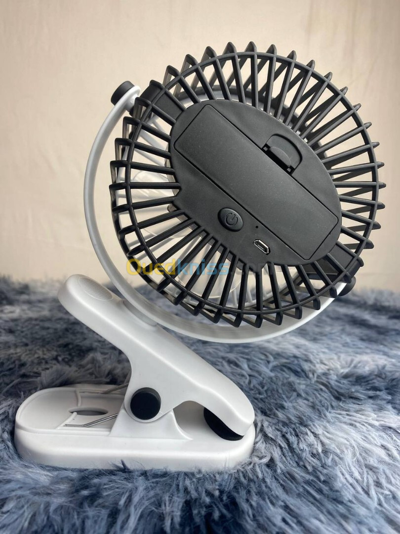 Ventilateur de bureau portable à pince réglable à 360 degré, rechargeable via USB