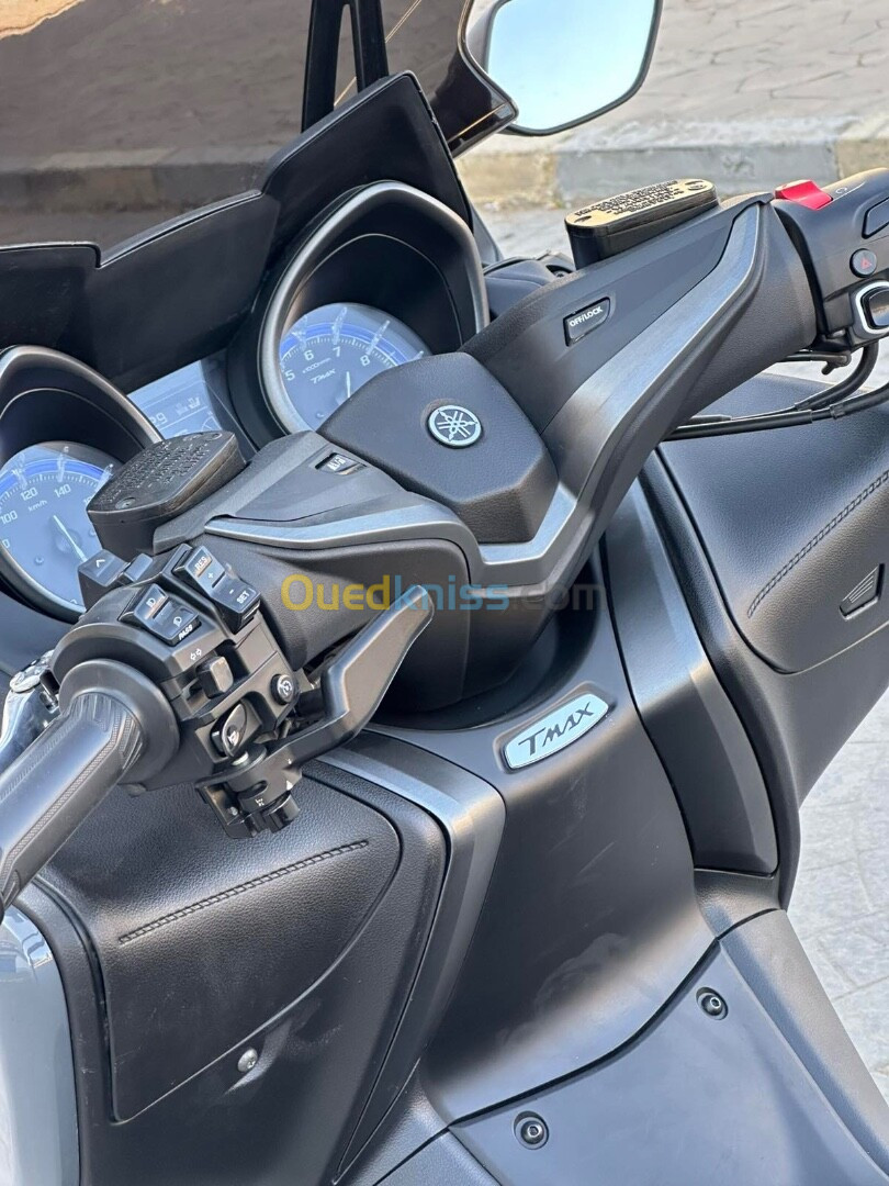 Yamaha Tmax560 2021