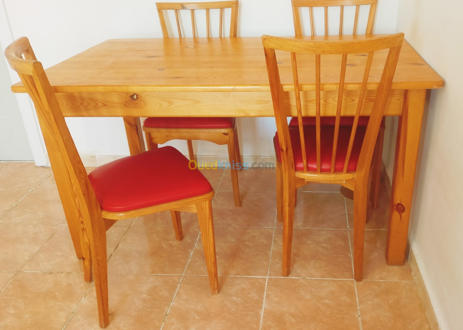 Table et chaise bois rouge 1er choix 