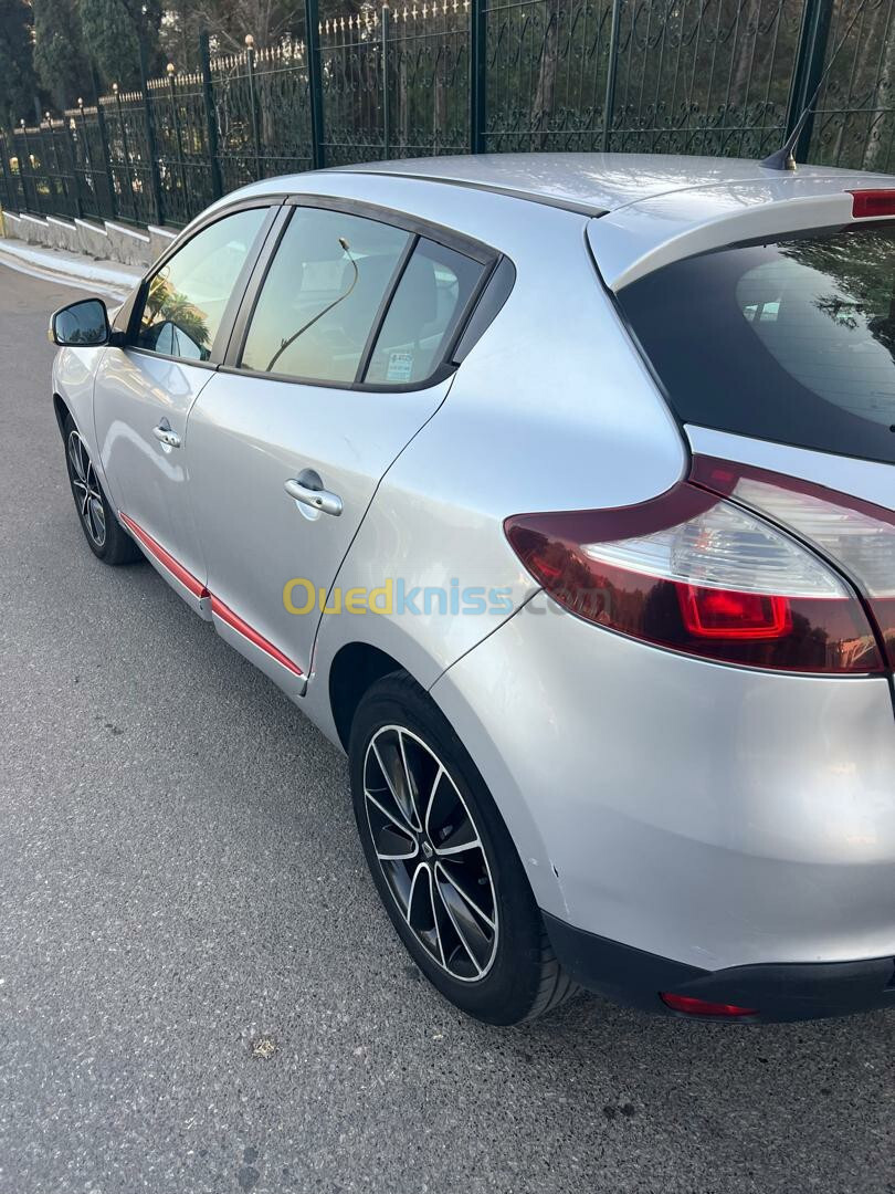 Renault Megane 3 2016 New Play