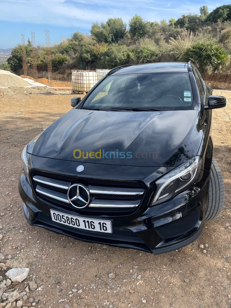 Mercedes GLA 2016 Gla 220     CDI 4 Mati