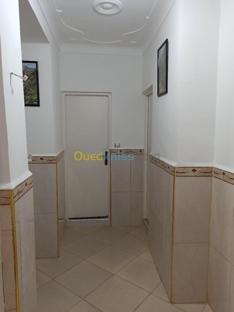 Location vacances Appartement Tipaza Damous