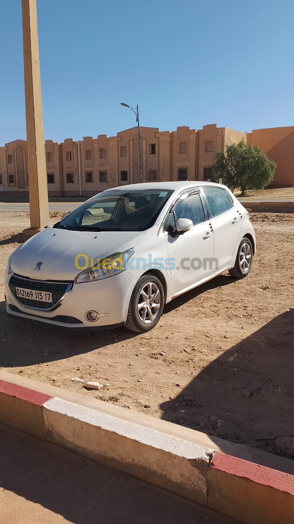 Peugeot 208 2015 Active Facelift