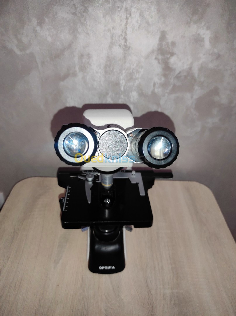 Microscope optika B-350 