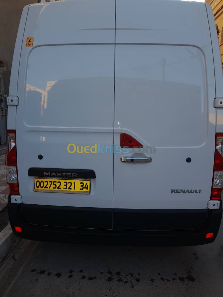 Renault Master 2021