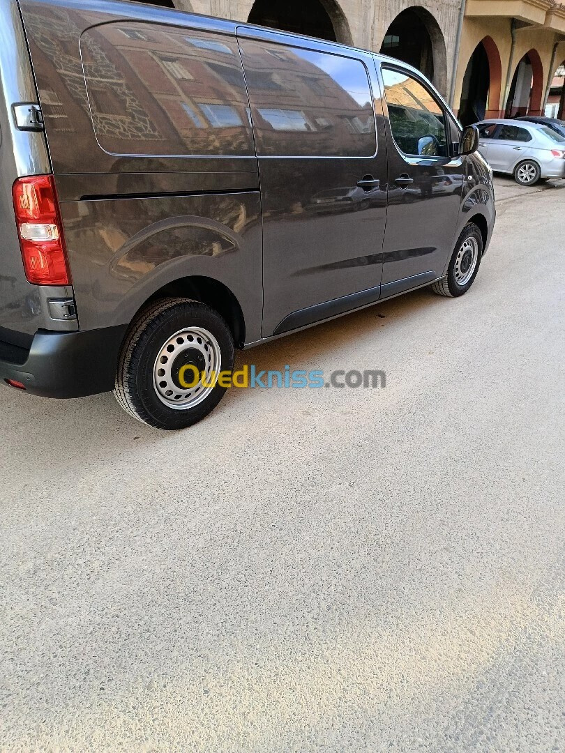 Fiat Scudo 2024 الجديدة