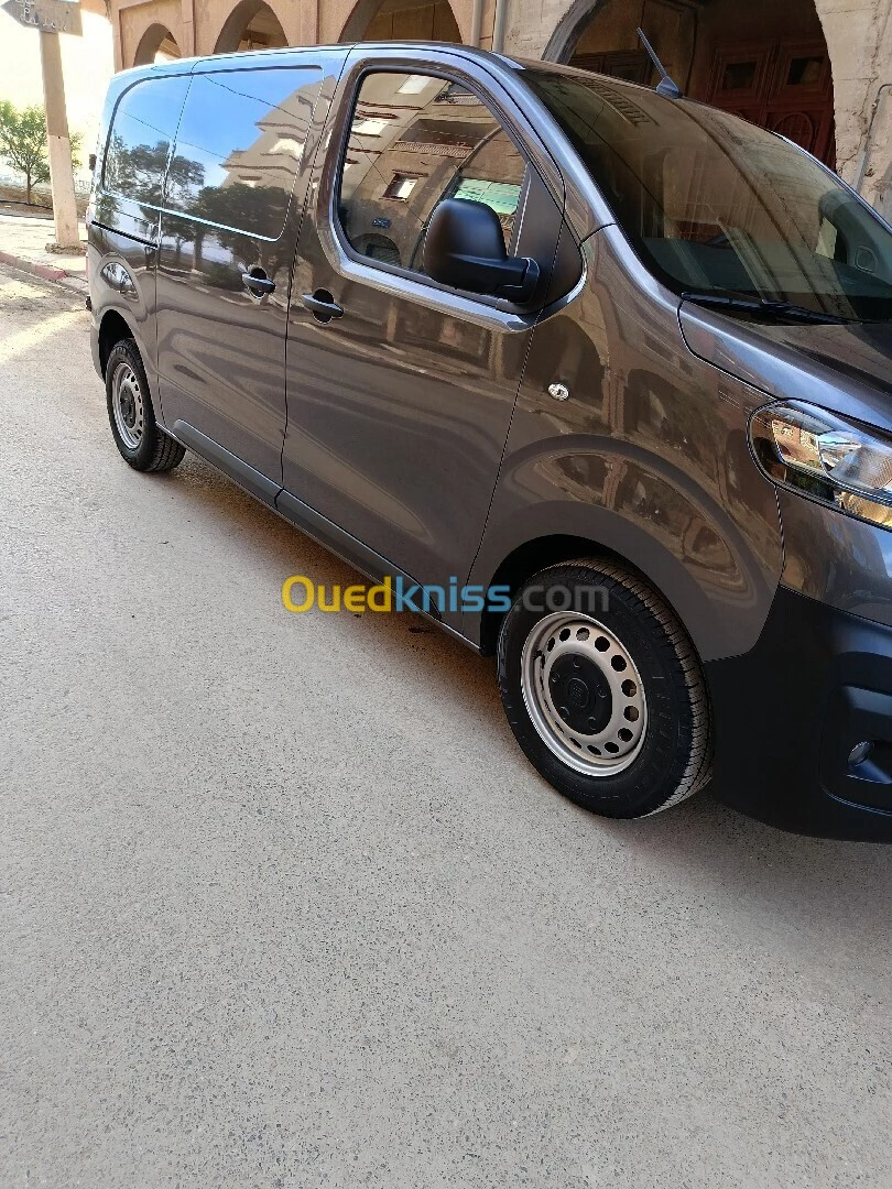 Fiat Scudo 2024 الجديدة