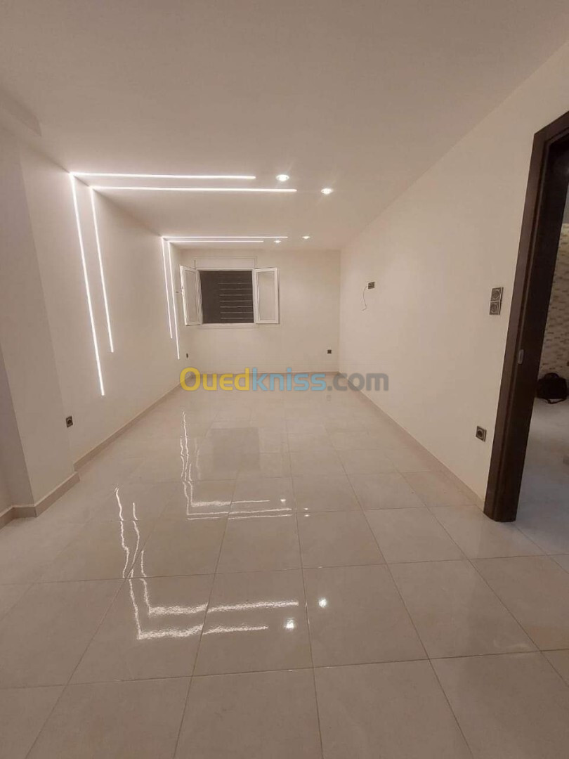 Vente Appartement F2 Alger Bordj el kiffan