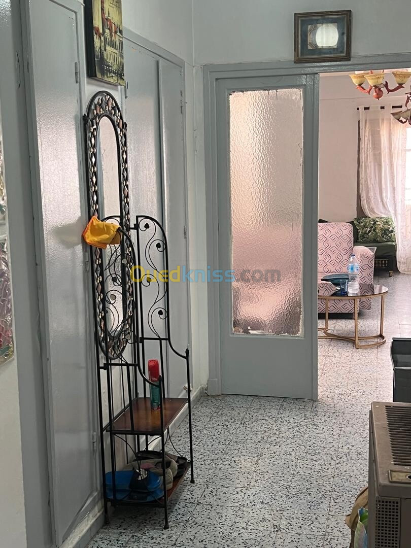 Location Appartement F4 Oran Oran