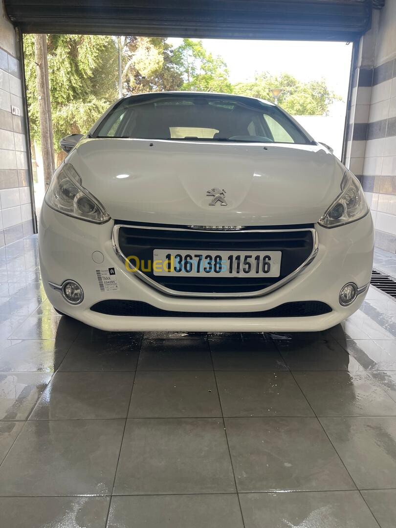 Peugeot 208 2015 Allure Facelift