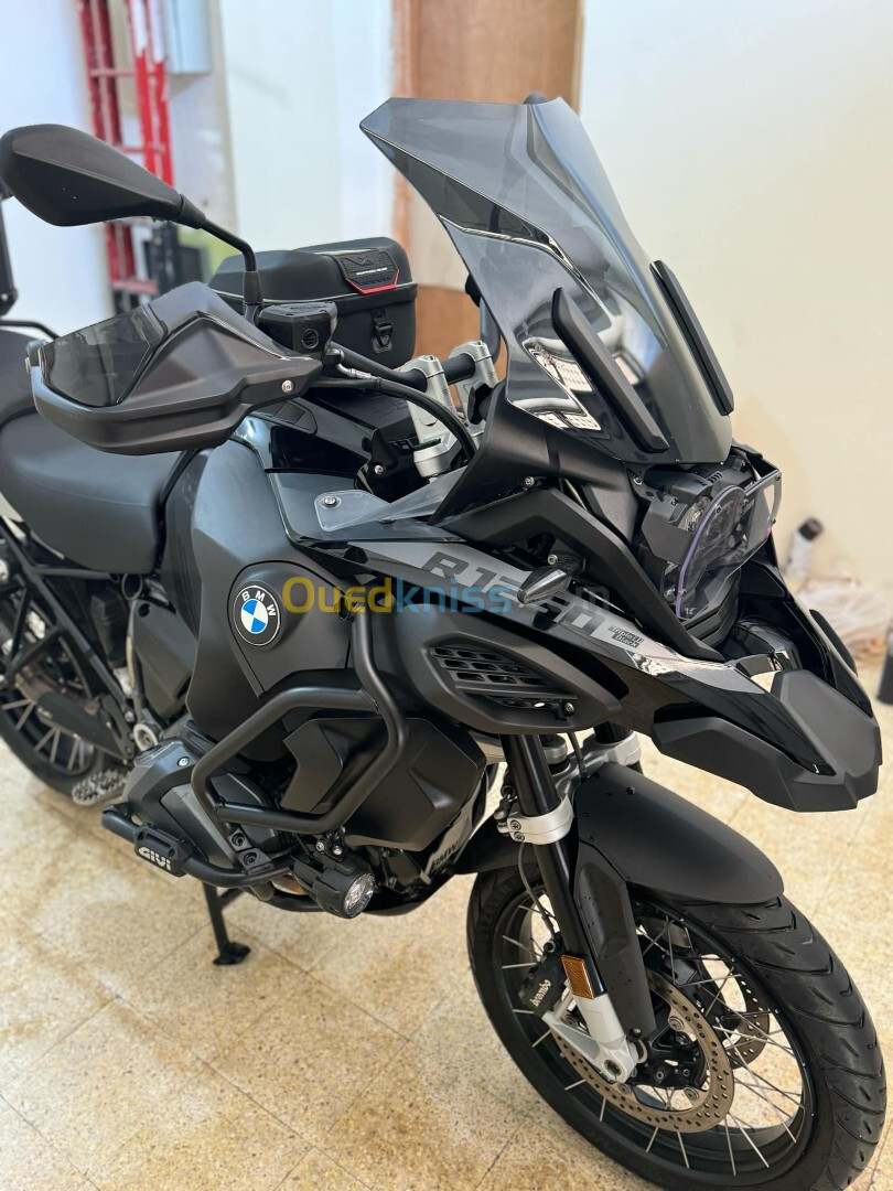 BMW gs1250 tripleblack 2021