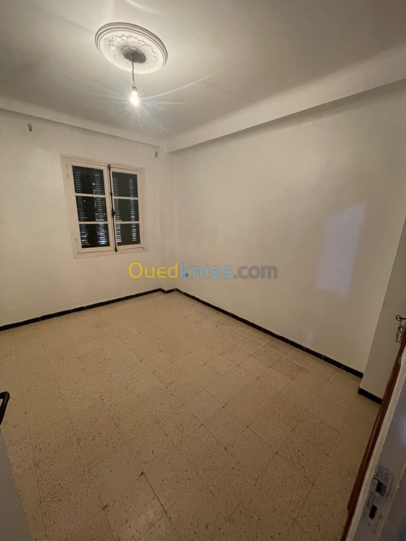 Vente Appartement F3 Blida Soumaa