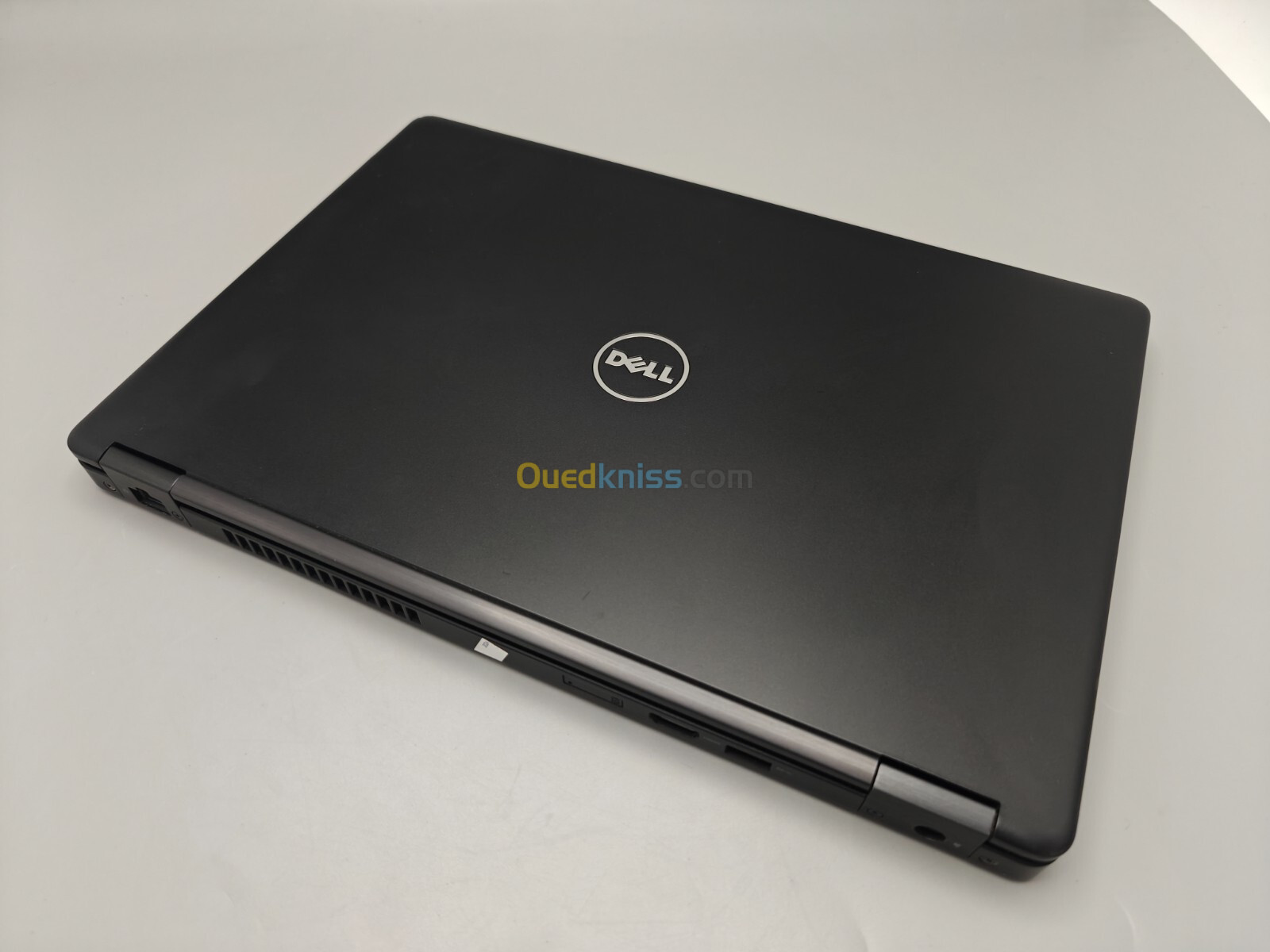 Dell Latitude 5480 Professionnel i5 7300HQ 7th 8GB 256GB SSD NVME 14" FULL HD GERMANY