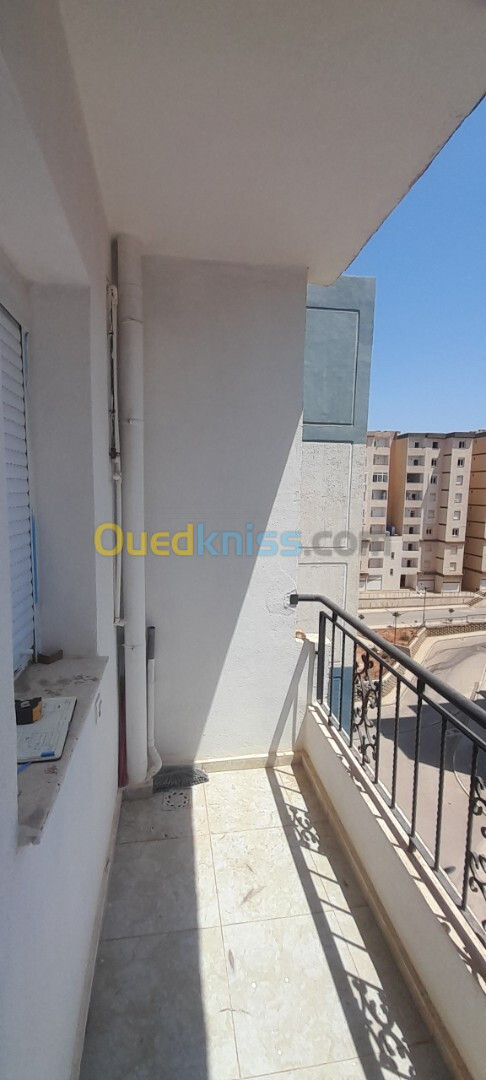 Location Appartement F4 Tipaza Douaouda