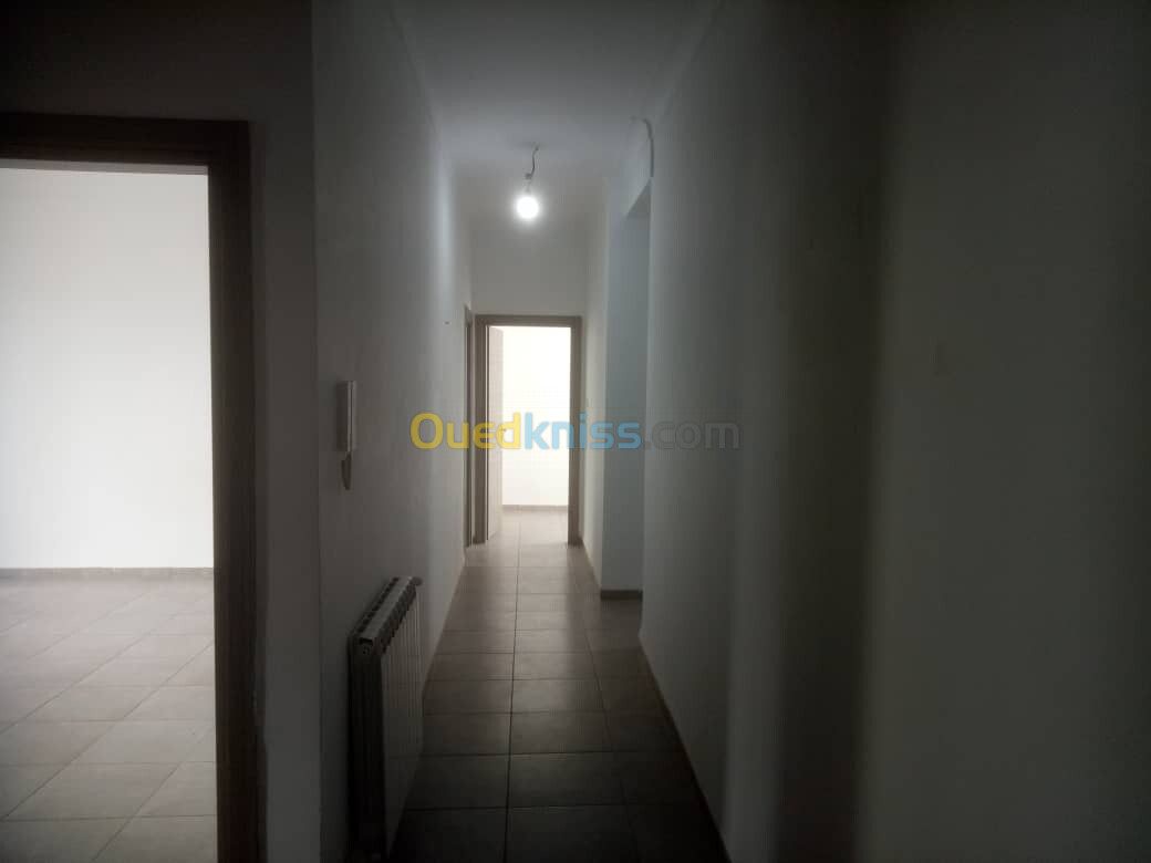 Location Appartement F4 Alger Birkhadem