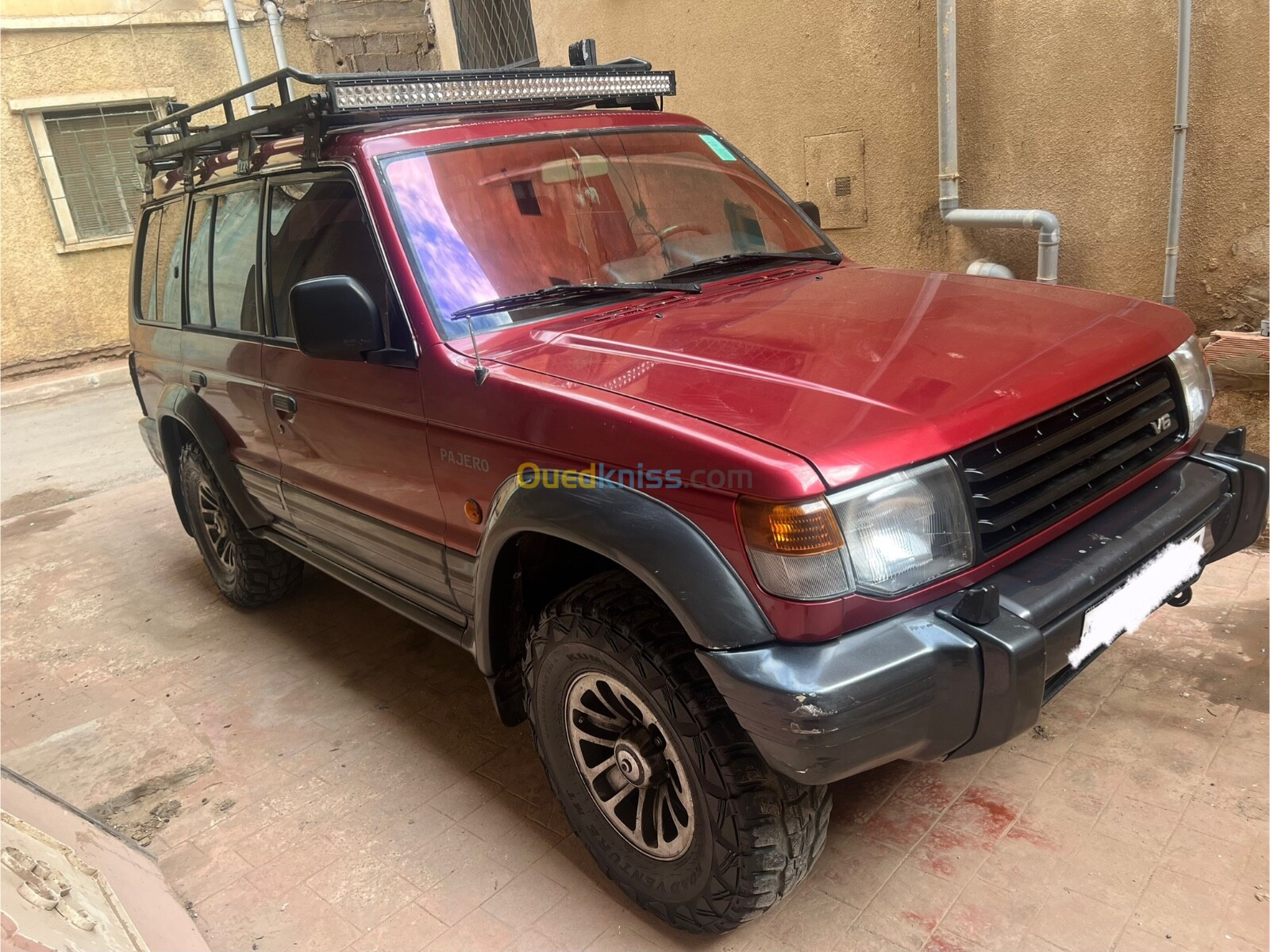 Mitsubishi Pajero Court 1993 Pajero Court