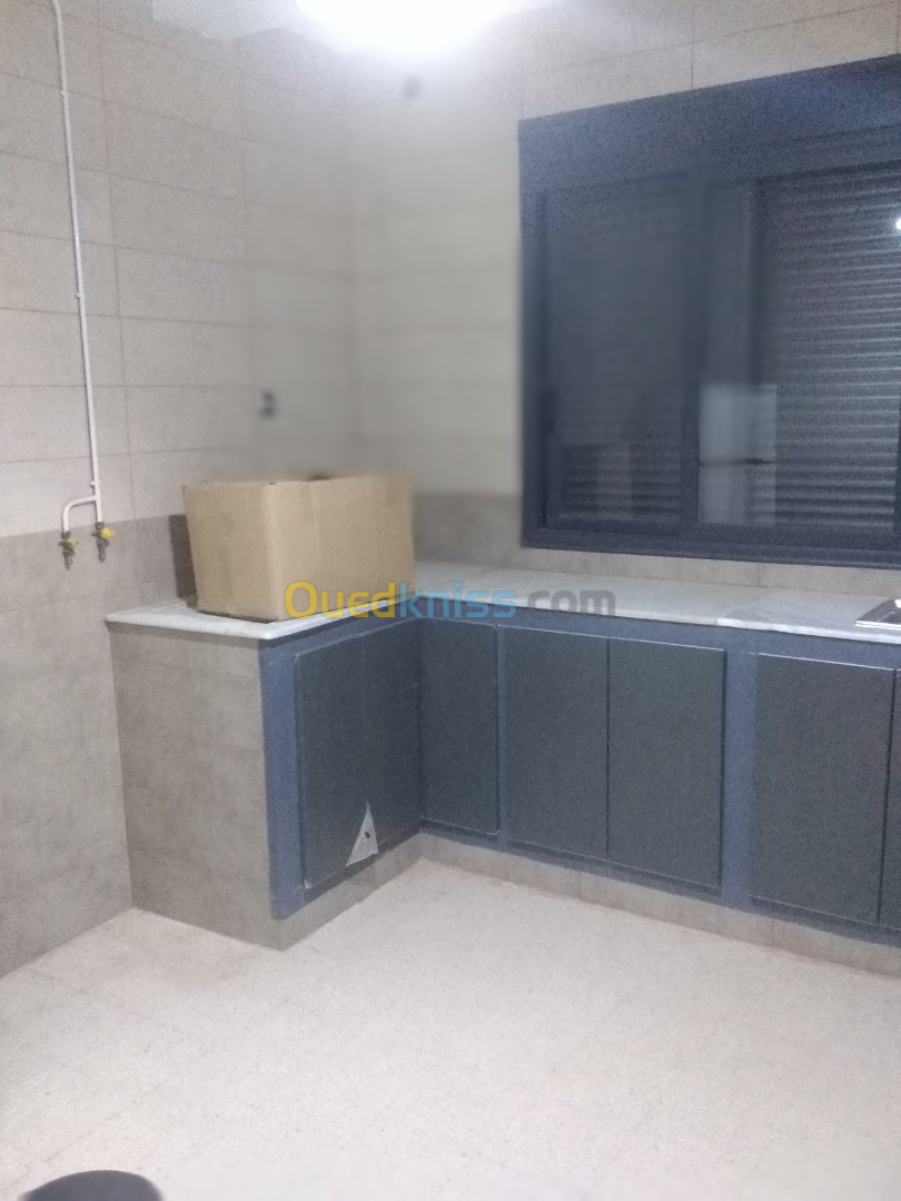 Location Appartement F3 Alger Bouzareah