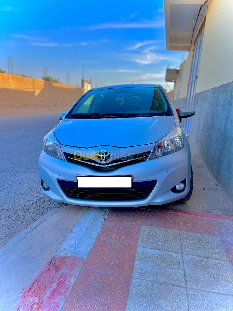 Toyota Yaris 2013 