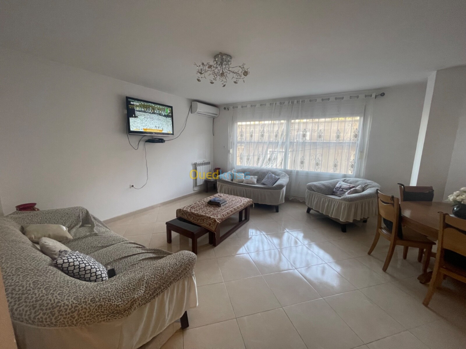 Echange Appartement F05 Oran Oran