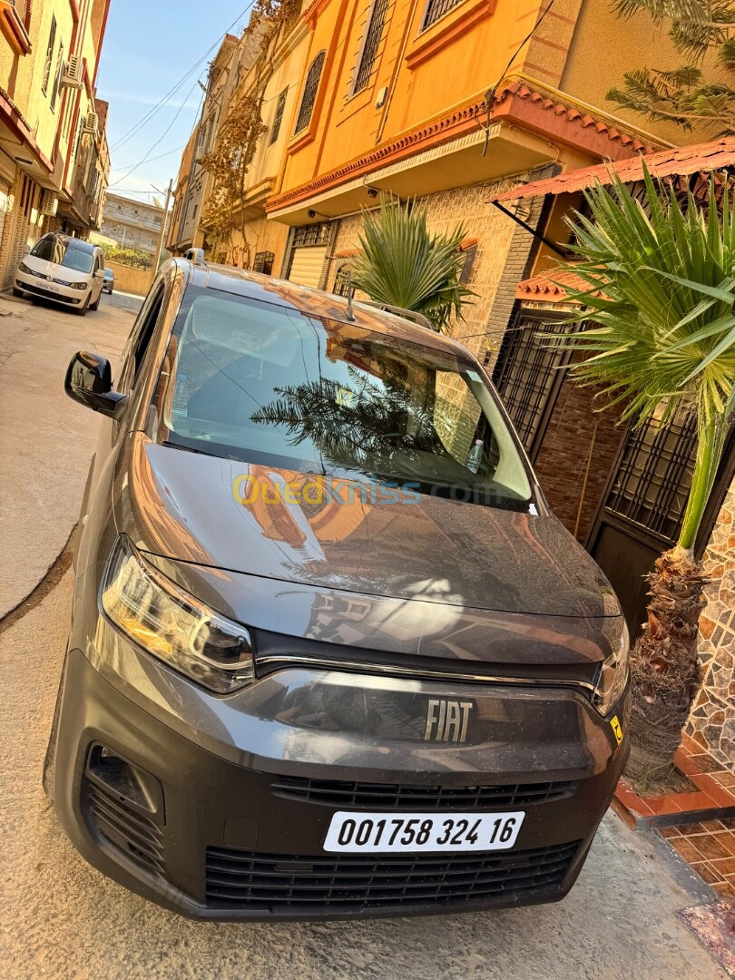 Fiat Professional Doblo 2024 Italie