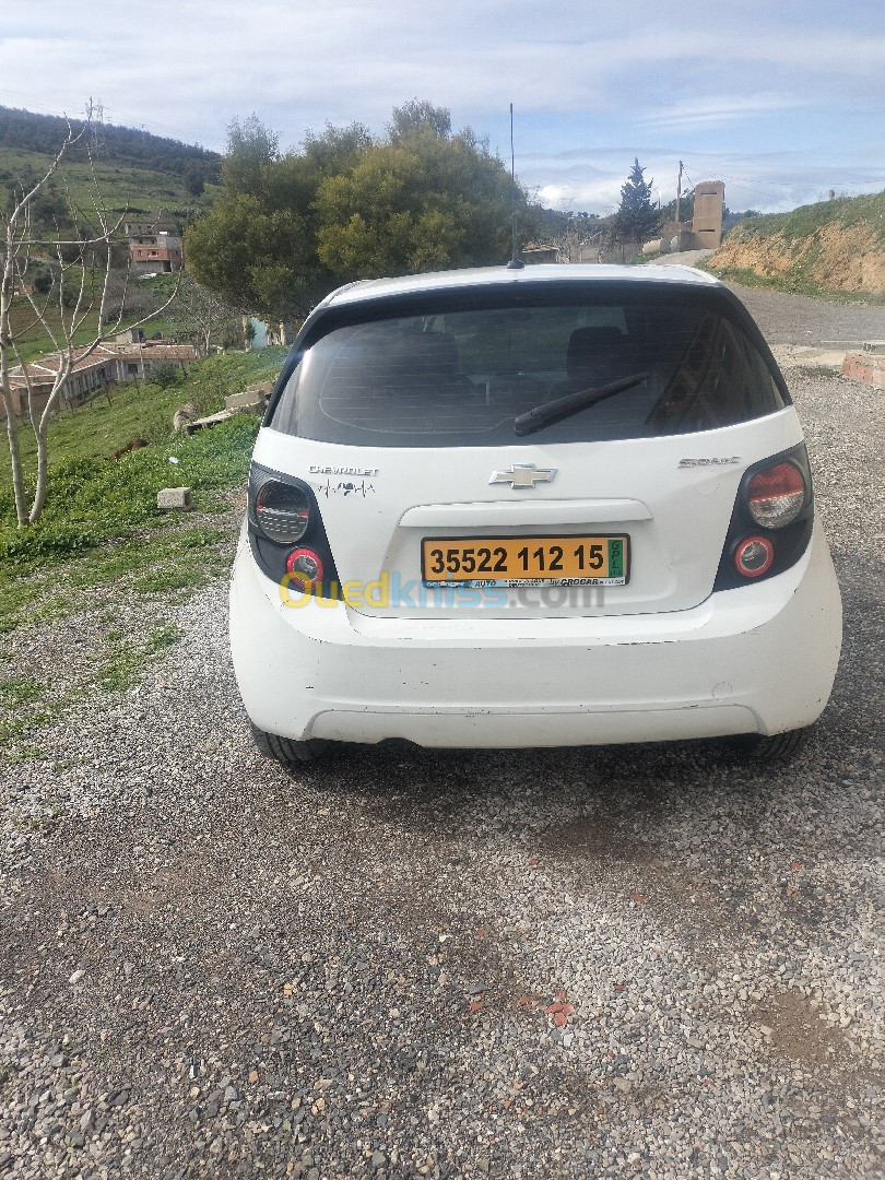 Chevrolet Sonic Hatchback 2012 