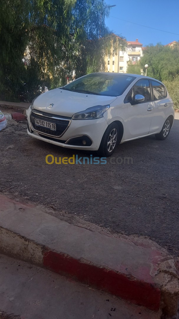 Peugeot 208 2015 208