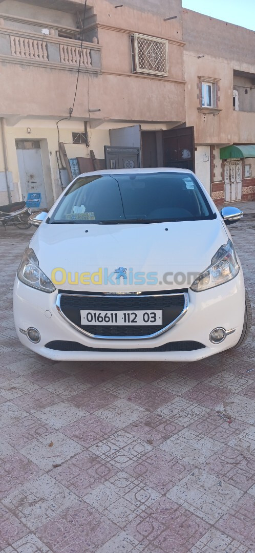 Peugeot 208 2012 Allure