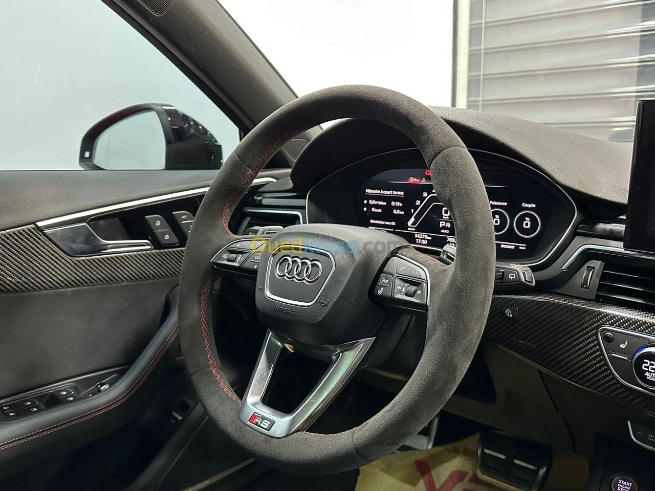 Audi RS4 2023 