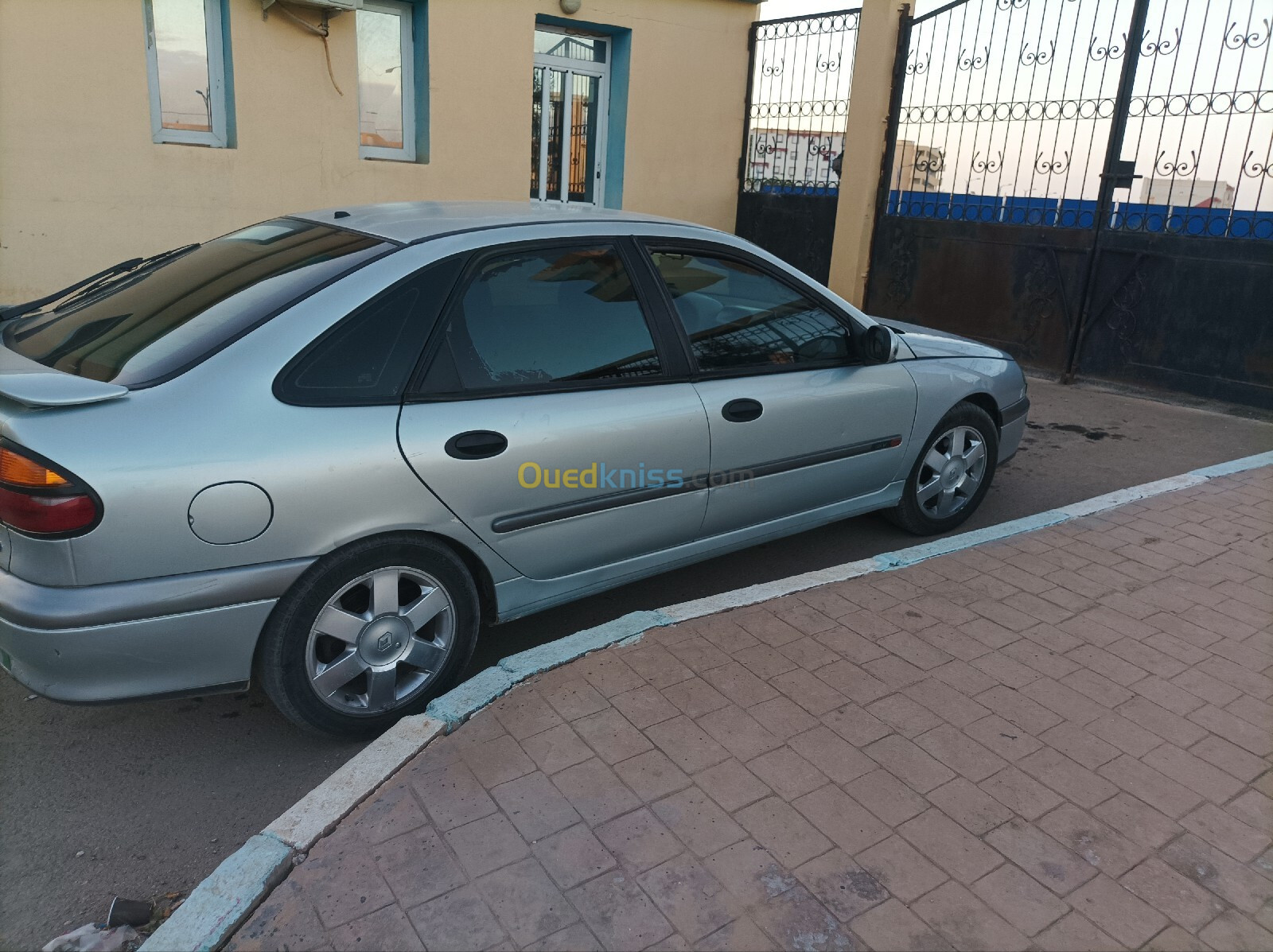 Renault Laguna 1 2000 Laguna 1