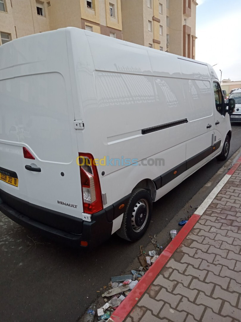 Renault Master 2012