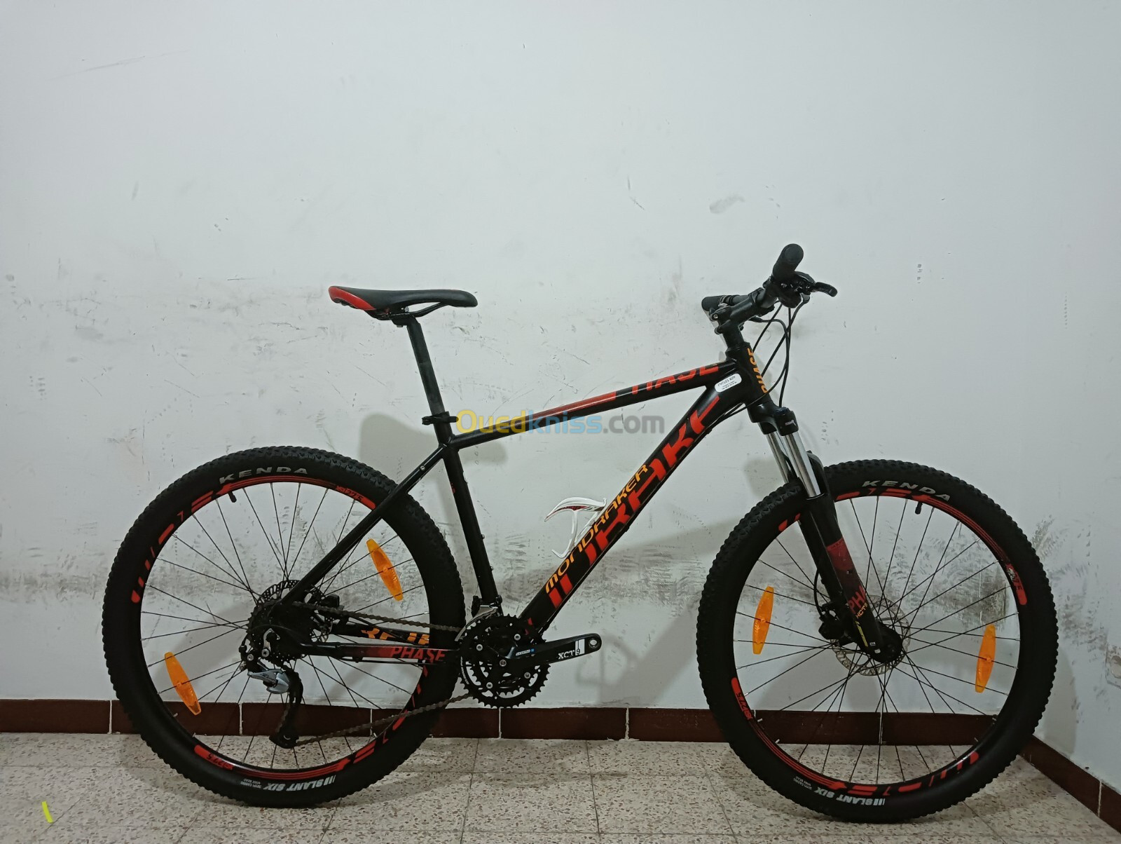 Des vélos VTT Btwin Rockrider Nakamura Orbea Specialized Mondraker 29 pouces 27.5 Hydraulique L XL 