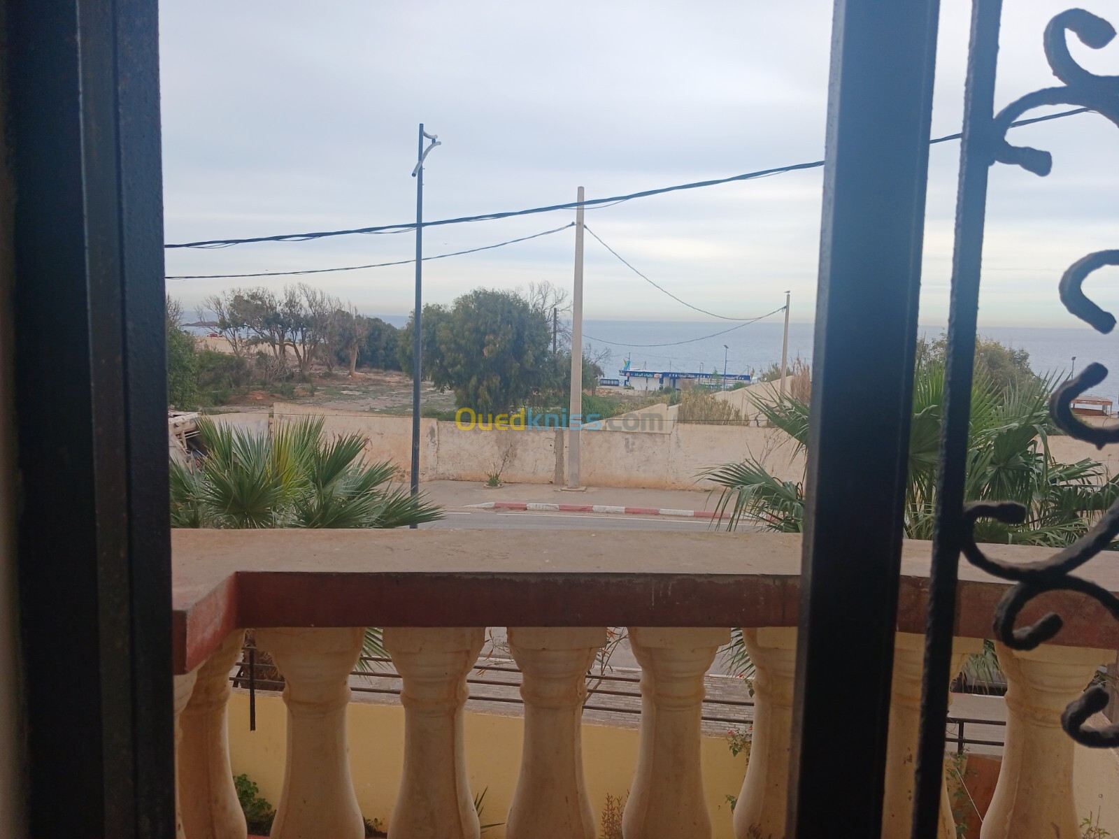 Location vacances Niveau De Villa F2 Oran Ain el turck