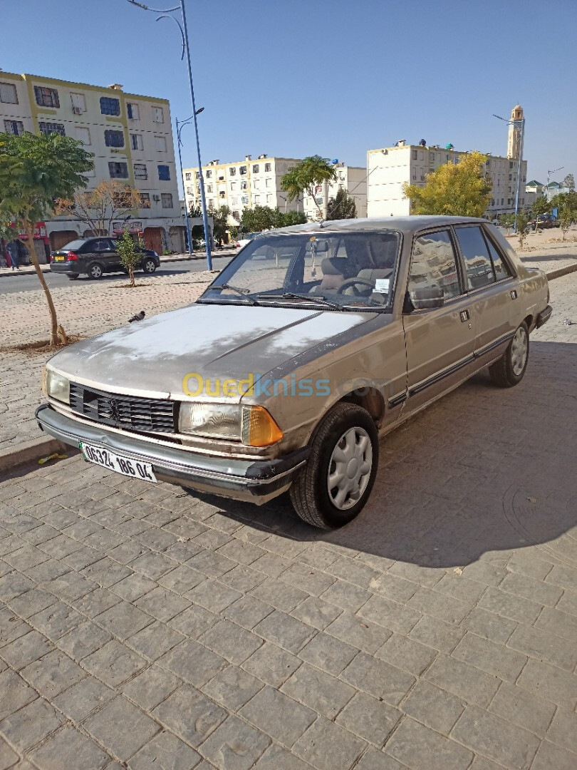 Peugeot 305 1986 