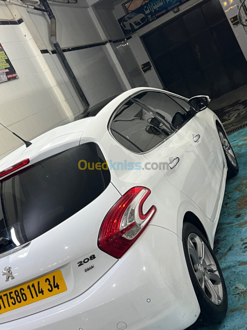 Peugeot 208 2014 Allure