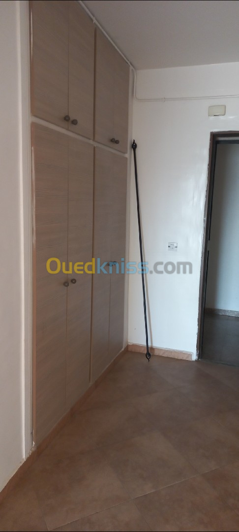 Vente Appartement F4 Alger Ain naadja