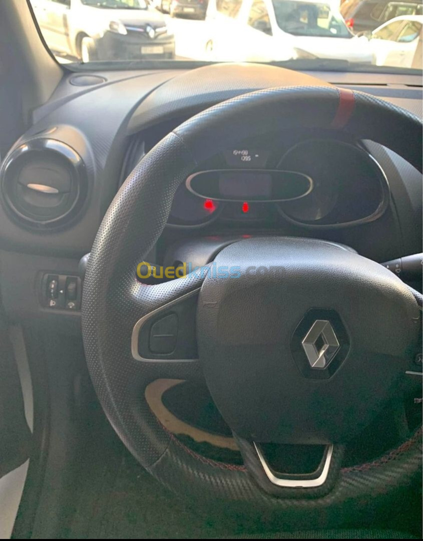 Renault Clio 4 2014 Seventeen