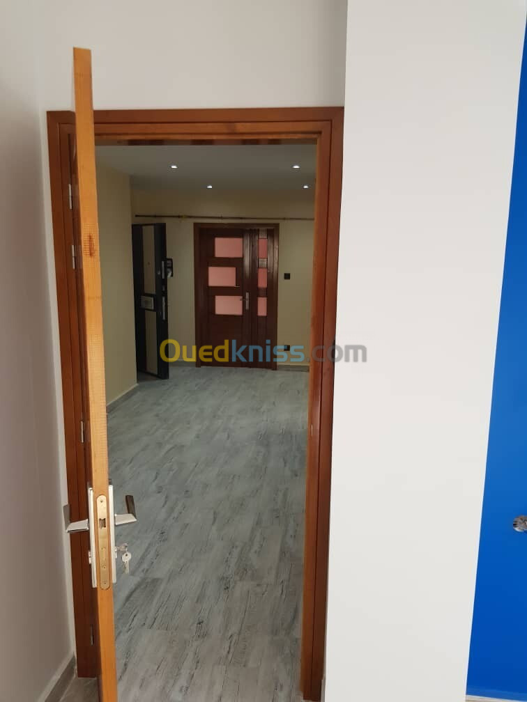 Vente Appartement F4 Jijel Jijel