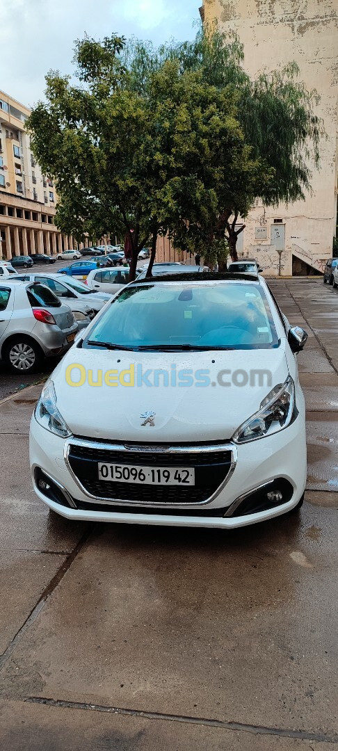 Peugeot 208 2019 Allure