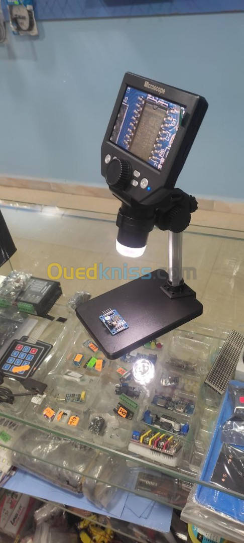 Microscope G1000 5.5" ;IPS Monitor 1600*1080p; photo ;vidéo (with battery)