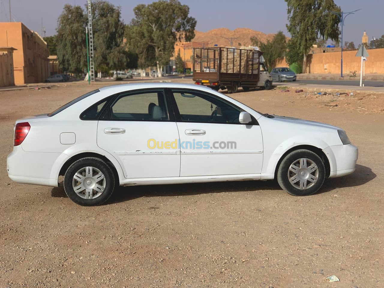 Chevrolet Optra 4 portes 2013 