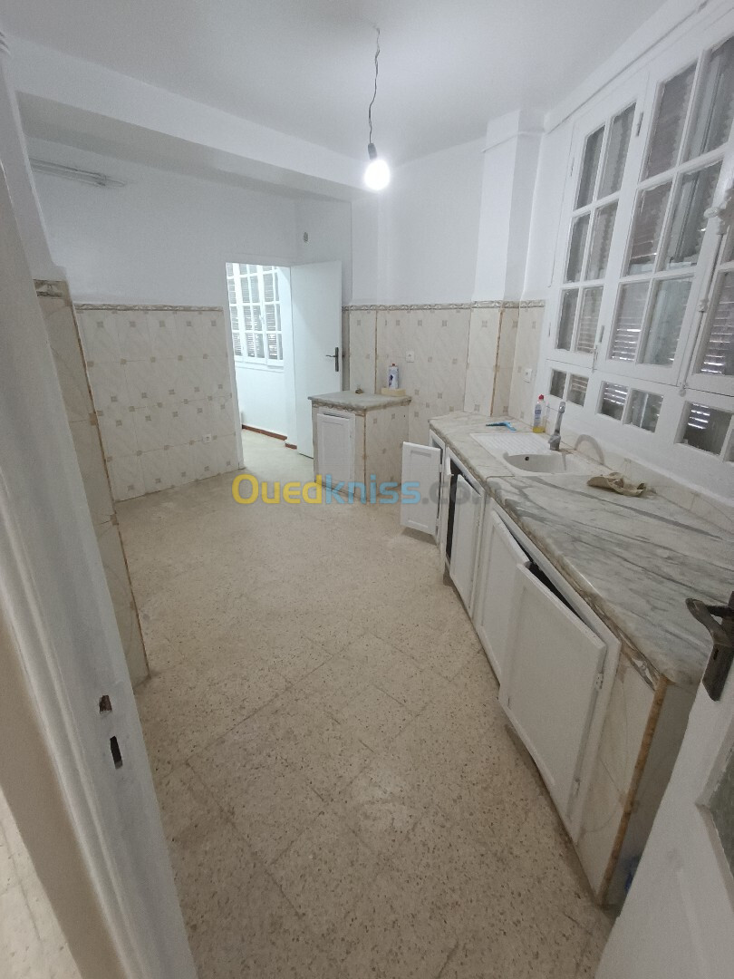 Location Appartement F03 Alger Ouled fayet