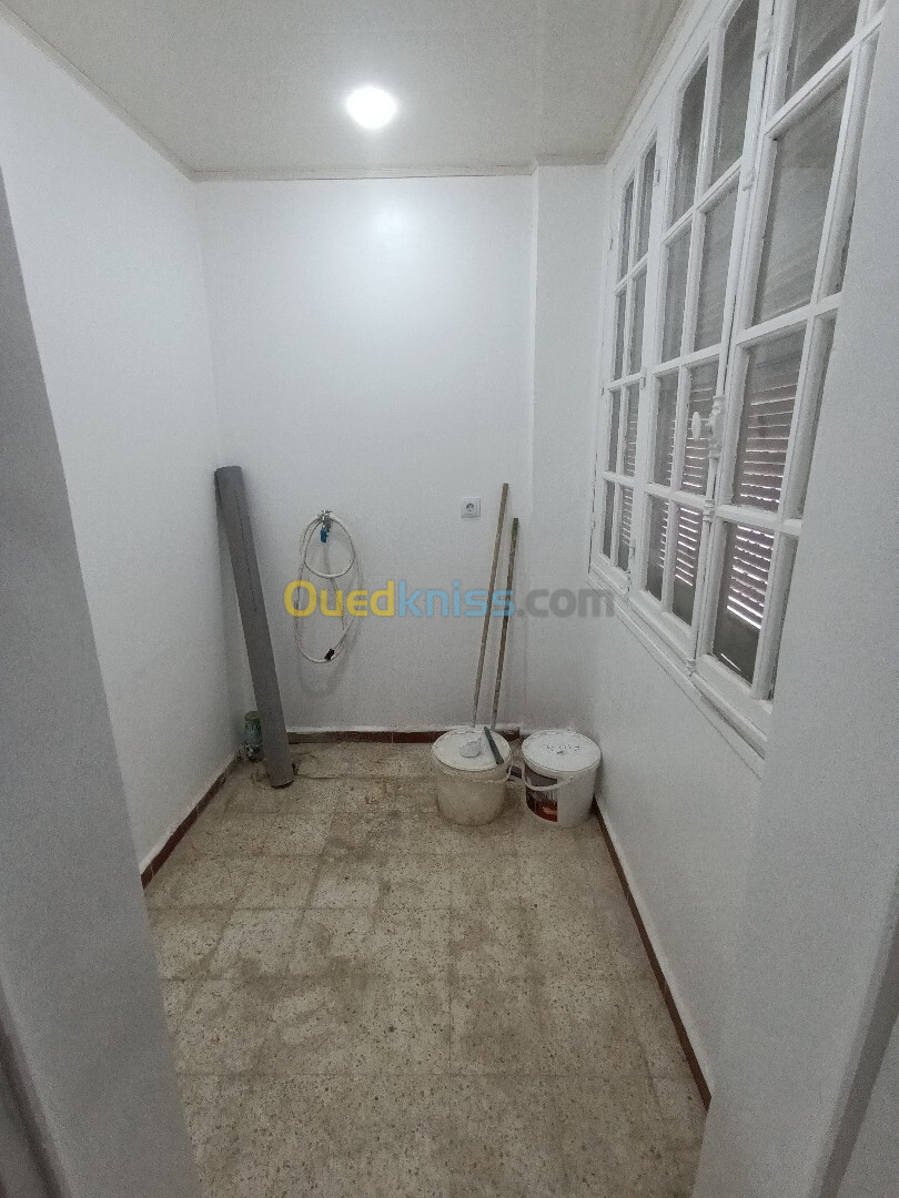 Vente Appartement F03 Alger Dely brahim