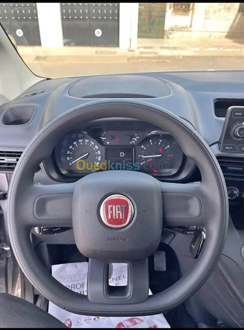 Fiat Doblo 2024 Dz