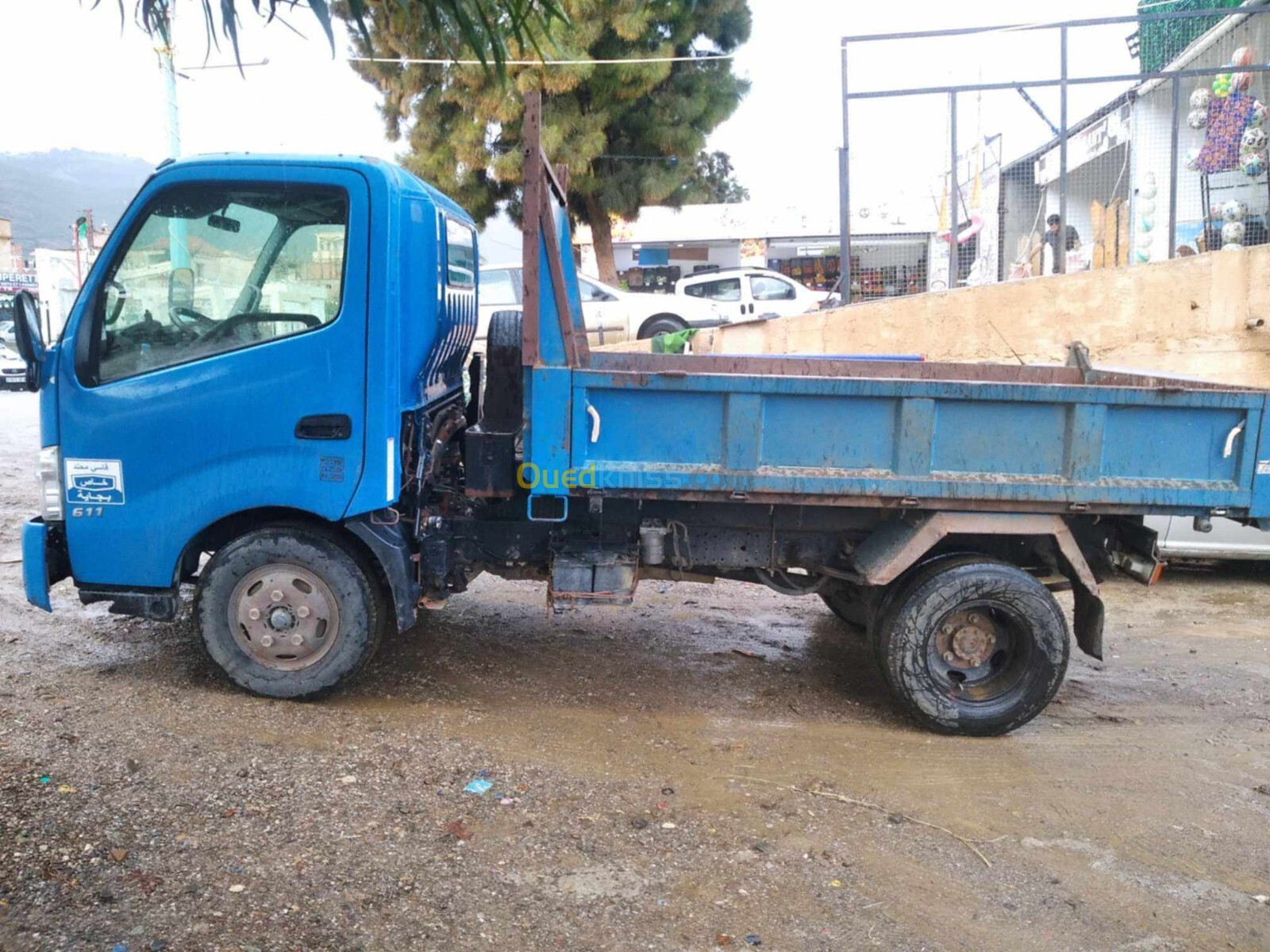 Hino Hino 300 2013